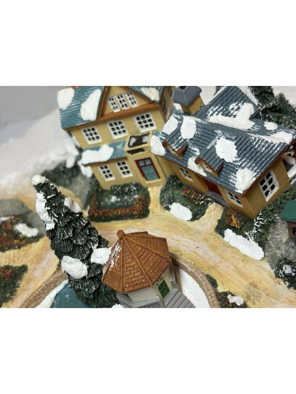 Vintage Simson Giftware Christmas Village Lighted Display Removable Houses